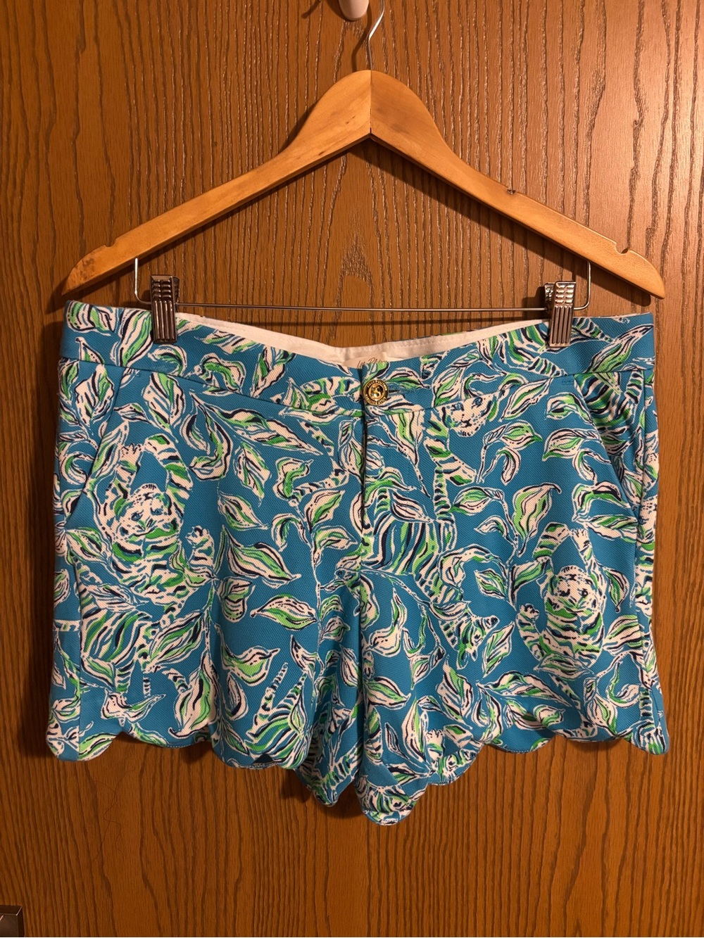 Lilly Pulitzer Scallop Hem Buttercup Knit Shorts in Turquoise Oasis Outta Line